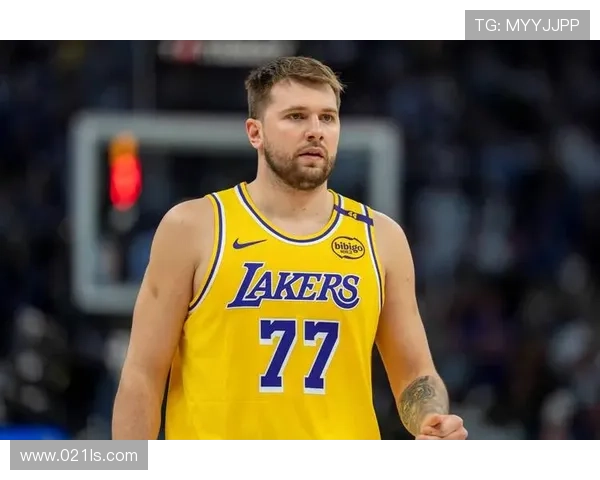 东契奇38+11+8三分带队封王 湖人新王仍有隐患